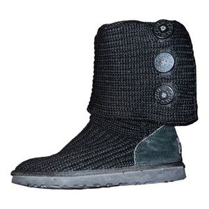 ▶️ UGG ◀️ Women's Classic Cardy. Size 7